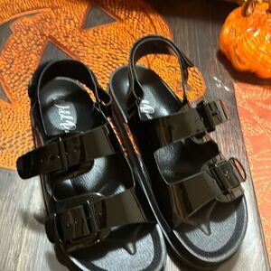 Use wear one time, very comfortable.